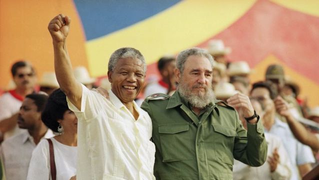 Nelson Mandela und Fidel Castro